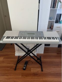 Casio Electric Keyboard