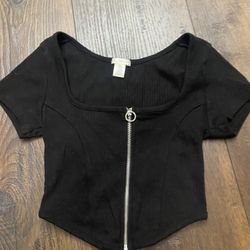 Junior Girls Black Shirt Size Small By Bozzolo #7