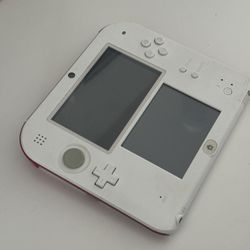 Nintendo 2DS White/Red with 5 3DS/DS Games