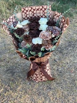 Rose Bouquet with Mushroom