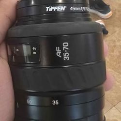 Minolta AF Zoom 35-70mm f/3.5-4.5 lens with case