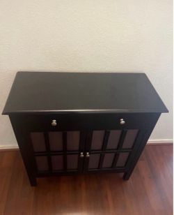 Storage cabinet