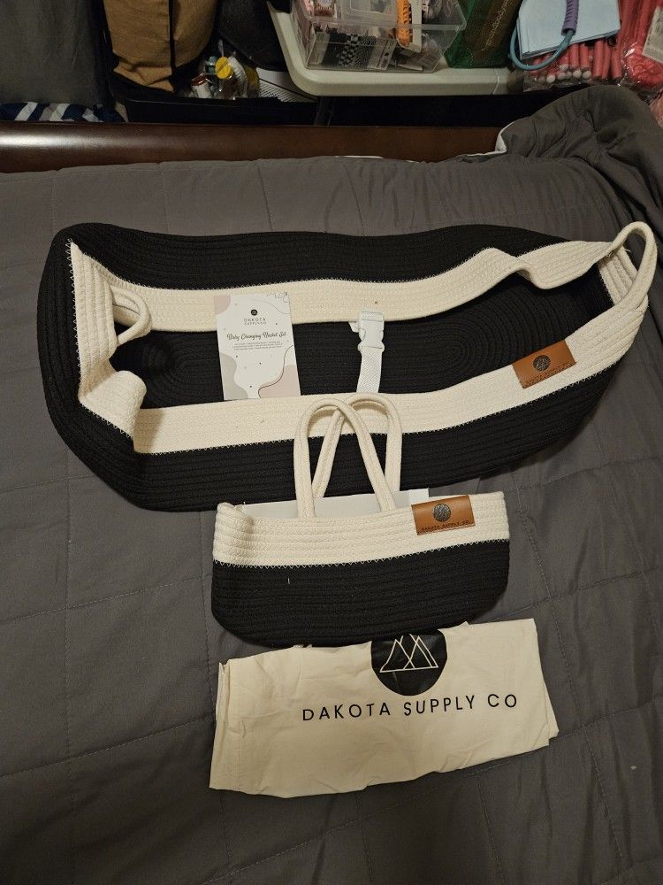Dakota supply baby changing basket set