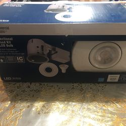 Commercial Electric LED Bulb