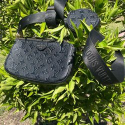 LOUIS VUITTON Empriente Double Zip Pouchette With Small Bag