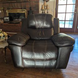 Comfortable Brown Leather Recliner 