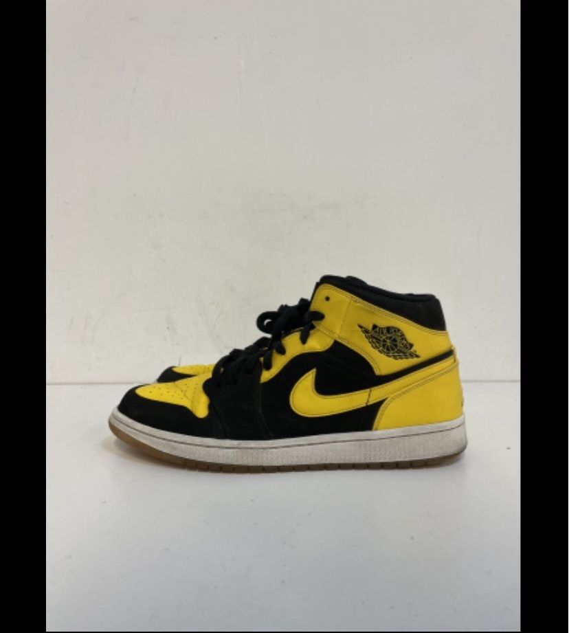 Air Jordans 1 Retro Mid "New Love" 10.5