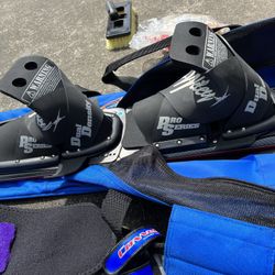 Connelly Slalom Waterski with Carry Bag