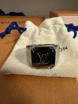 Louis Vuitton Monogram Signet Ring for Sale in College Station, TX