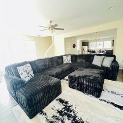 Beautiful sectional & ottoman