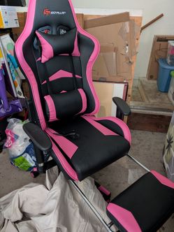 Gaming Chair with Massage Pad & Foot Rest