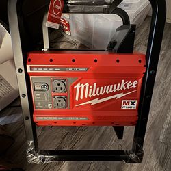 Milwaukee MX Fuel Mobile Power Supply