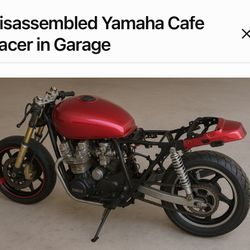 Yamaha XJ750 Cafe Racer Project – USD Forks – Custom Tank 