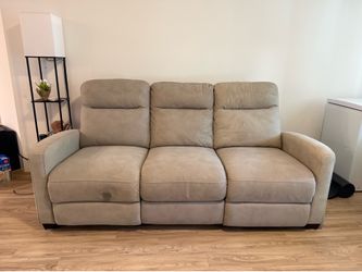 Recliner couch