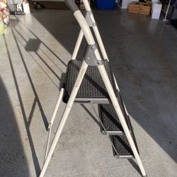 Gorilla Ladders 3-Step Ladder