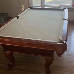 Pool Table ( Free Delivery & Set Up ) 