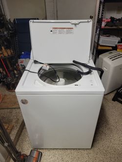 Whirlpool gold ultimate care 2.  washer and dryer. Sold as set. 250  OBO