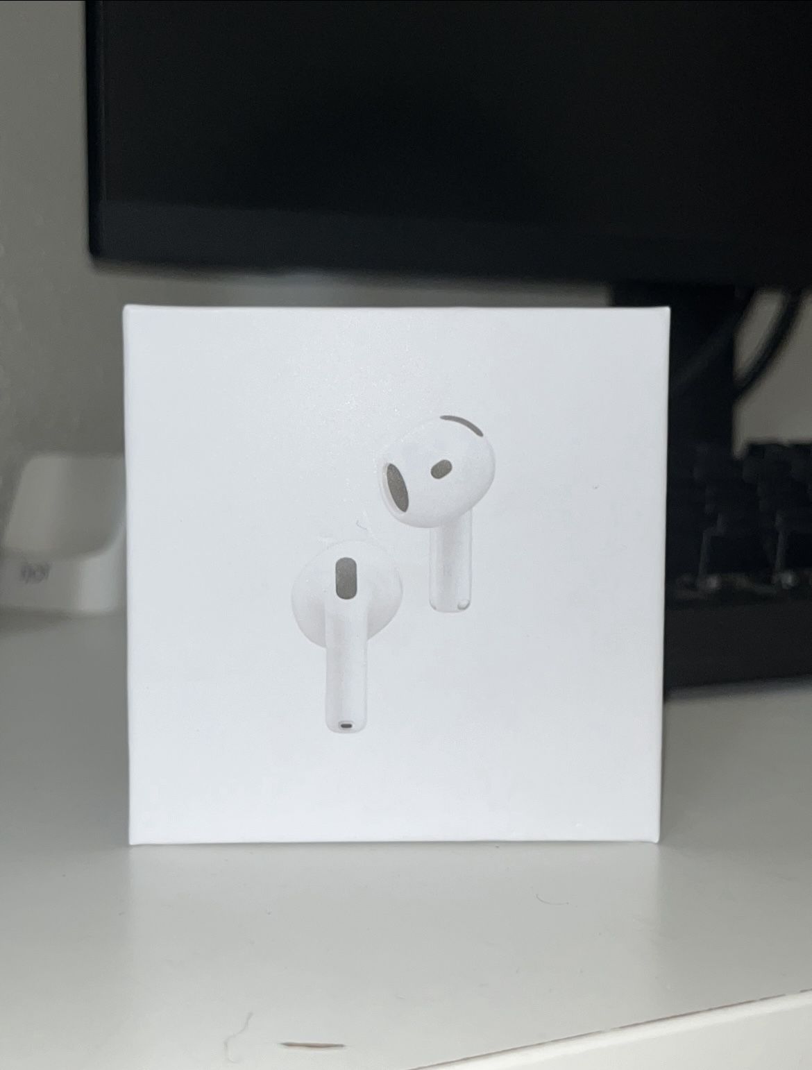 AirPods 4