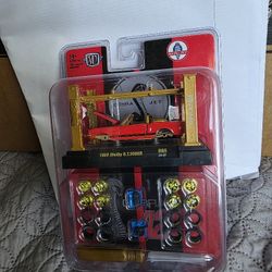 M2 Machines Chase