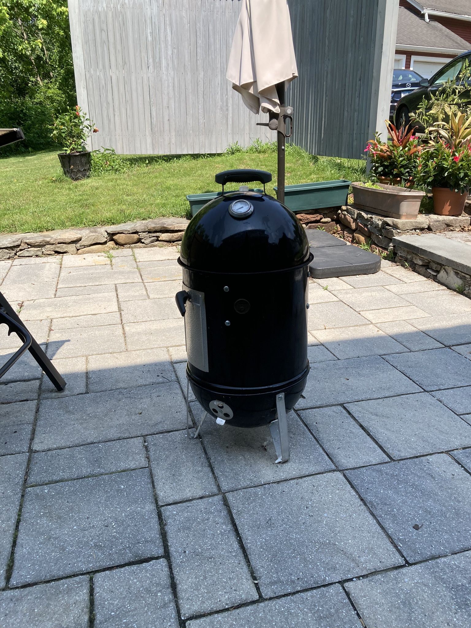 14" Weber Smoker - not new but close to it