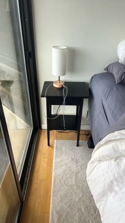 Bedroom End tables With Lamps