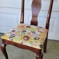 Solid Wood Vintage Ashley Chair with Cushion Seat. Easy Project To Recover Seat and Paint If Desired.