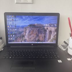 HP Laptop 17inch Intel Core i3 (Black Model)