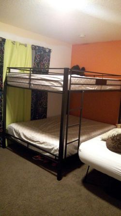 Queen over queen metal bunk bed