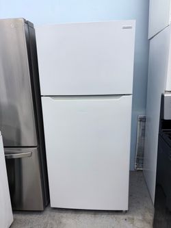 Insignia Refrigerator 30 inches