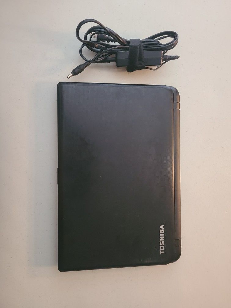 Toshiba Satellite C55-B 15" Laptop (w/ charger)
