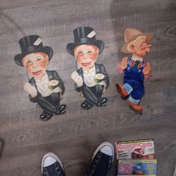 1934  Charlie Mccarthy Cardboard Puupets