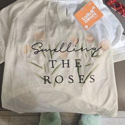 New T-shirt And A Reversible Scarf Bundle Deal 