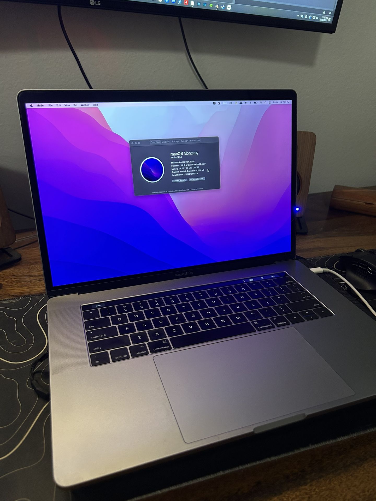 2016 Macbook Pro 15” Touchbar