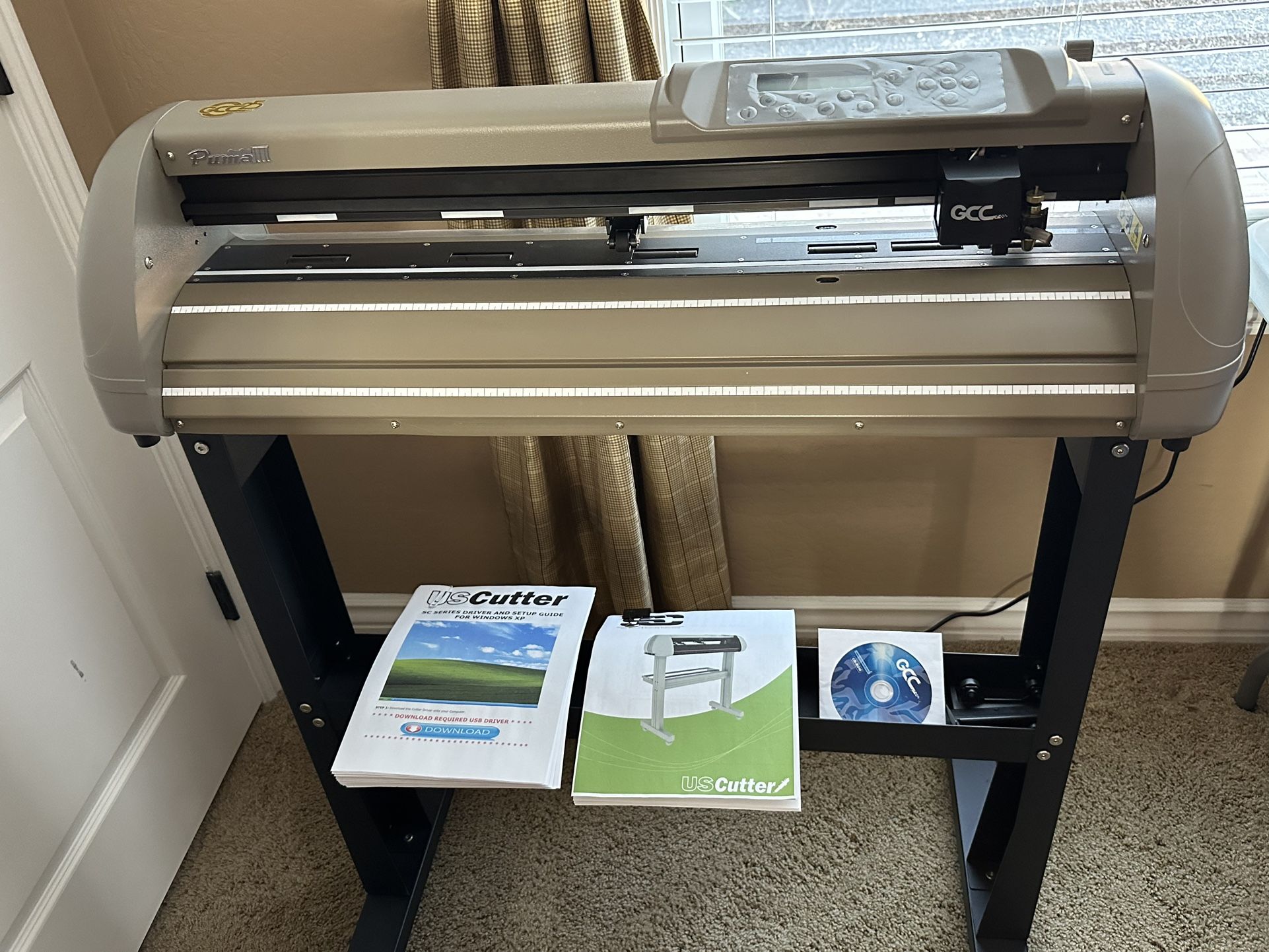 GCC Puma III SP-60 24” Vinyl Cutter and Stand - Sign Maker