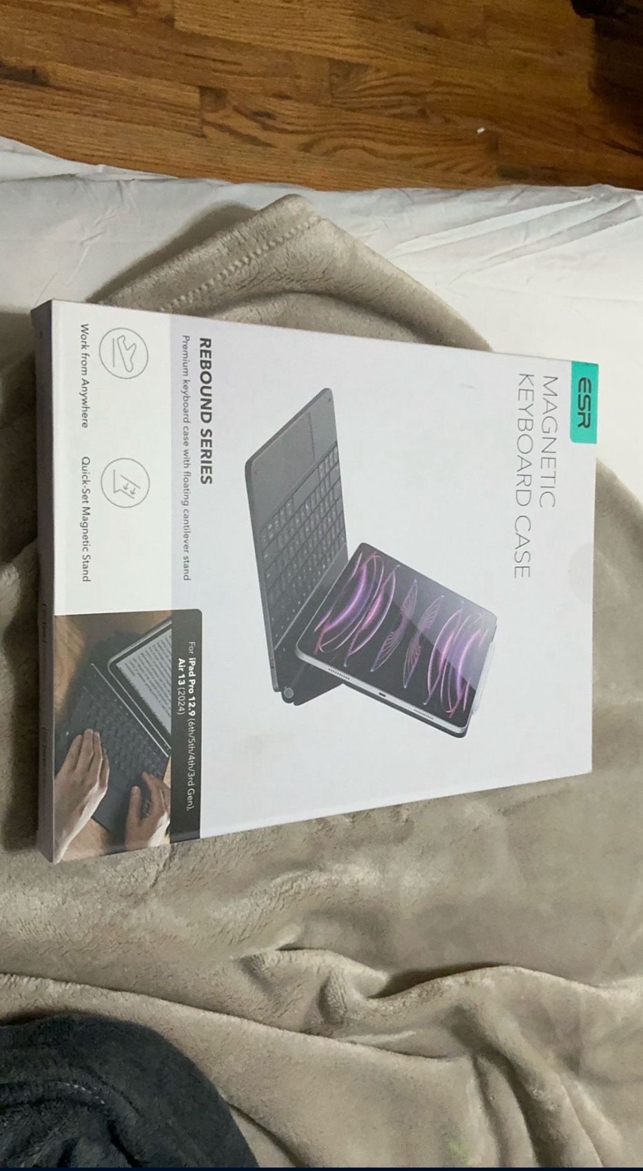 ESR KEYBOARD CASE IPAD Pro 12.9 Inch