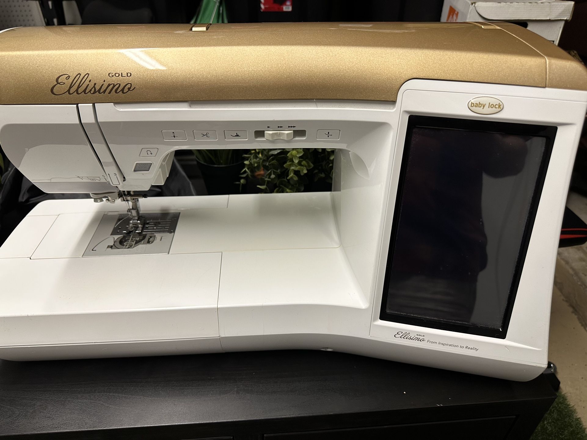 Baby Lock Ellisimo Sewing & Embroidery Machine, Great Condition