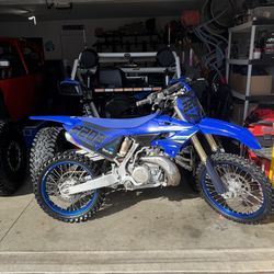 Yz250