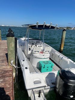 22ft Center Console