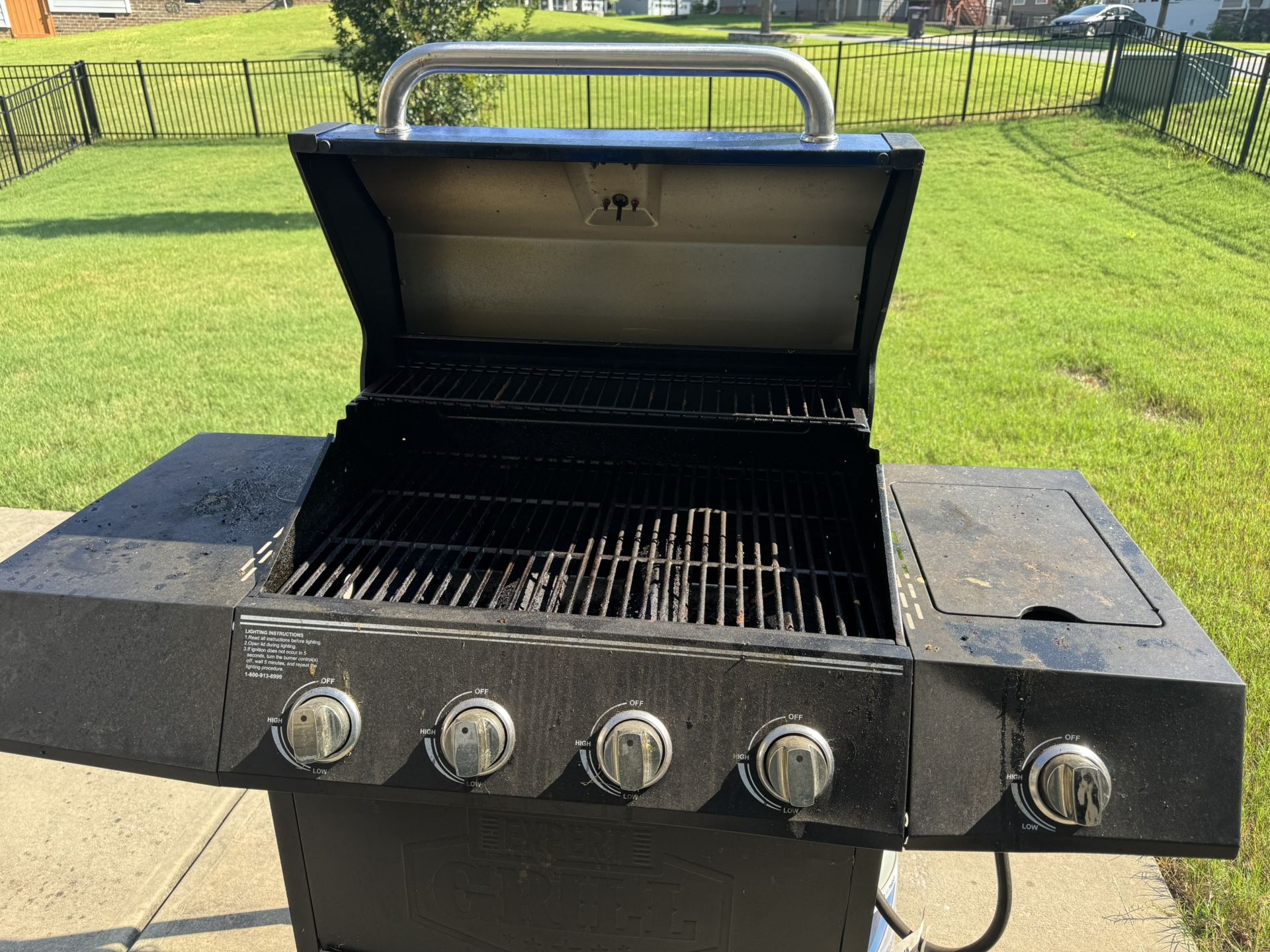 Expert Grill 4 Burner with Side Burner Propane Gas Grill With Propane Tank And Cover