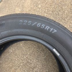 2 Tires 225/65R17 