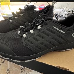 Pearl Izumi - Men’s Mountain Biking Shoes Size 10.5