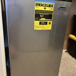Magic Chef Mini Fridge And Freezer
