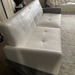 White Sofa 