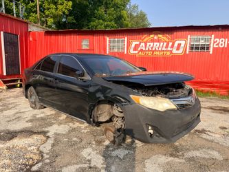 2014 TOYOTA CAMRY IN FOR PARTS/PARTES‼️