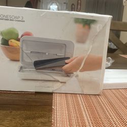 Phonesoap 3 UV Sanitizer and Charger