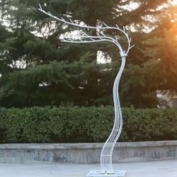 Decorative Tree For A Wedding Party