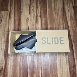 Yeezy Slides