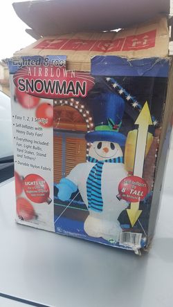 8ft snow man