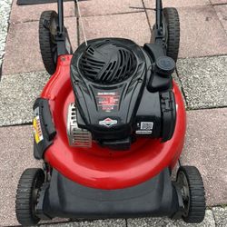 “21” Briggs&Stratton Lawnmower 