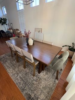 Stunning Dining room set - $1300